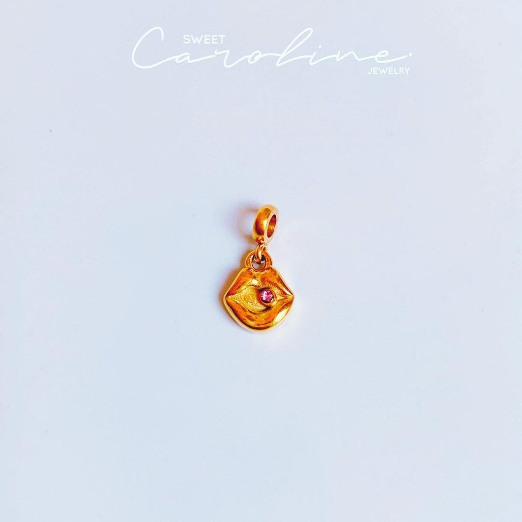 Mini Charm Gold Lips - SweetCarolineJWL